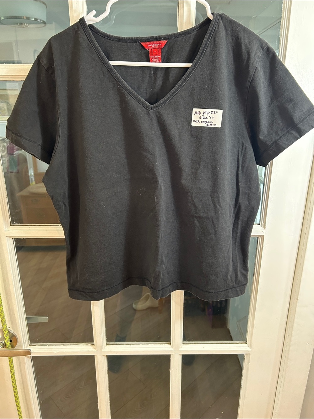 A16. Sundance Black Short Sleeve V-Neck Tee